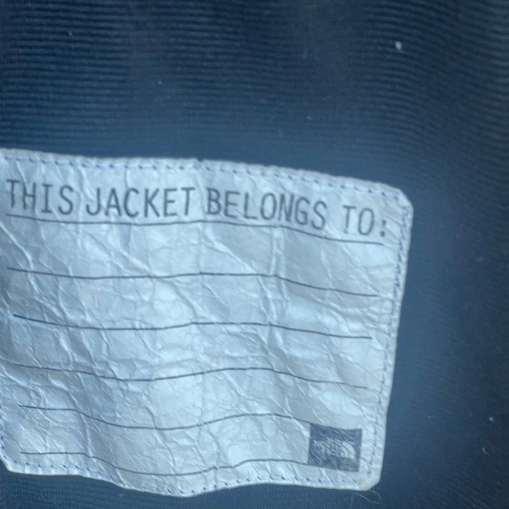 The North Face Girl's Black Fleece Zip-Up Jacket - Girl's 18 (XL)